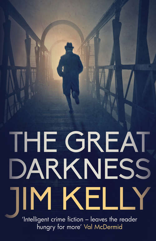 Book cover of The Great Darkness: A Cambridge Wartime Mystery (Nighthawk #1)