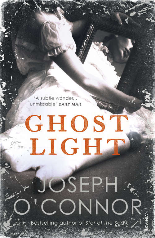 Book cover of Ghost Light