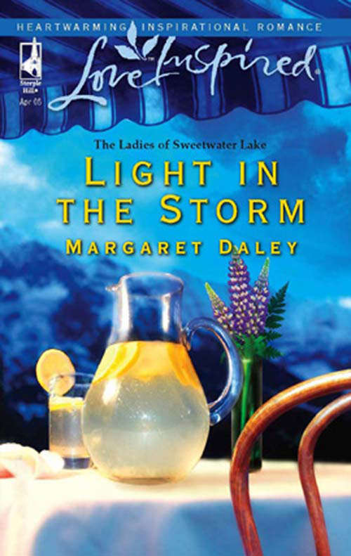 Book cover of Light in the Storm (ePub First edition) (The Ladies of Sweetwater Lake #3)