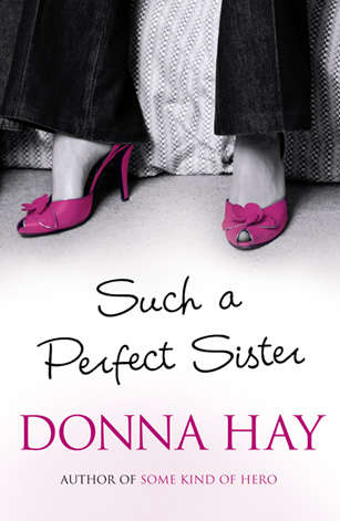 Book cover of Such A Perfect Sister (2) (Magna Large Print Ser.)