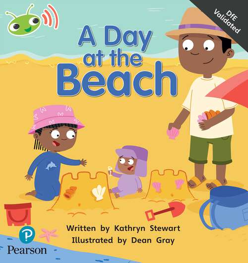 Book cover of Bug Club Phonics Fiction Early Years and Reception Phase 1 A Day at the Beach (Phonics Bug)