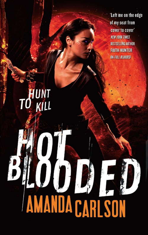 Book cover of Hot Blooded: Book 2 in the Jessica McClain series (Jessica McCain #2)