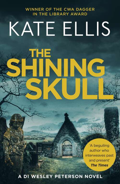 Book cover of The Shining Skull: Number 11 in series (Wesley Peterson #11)