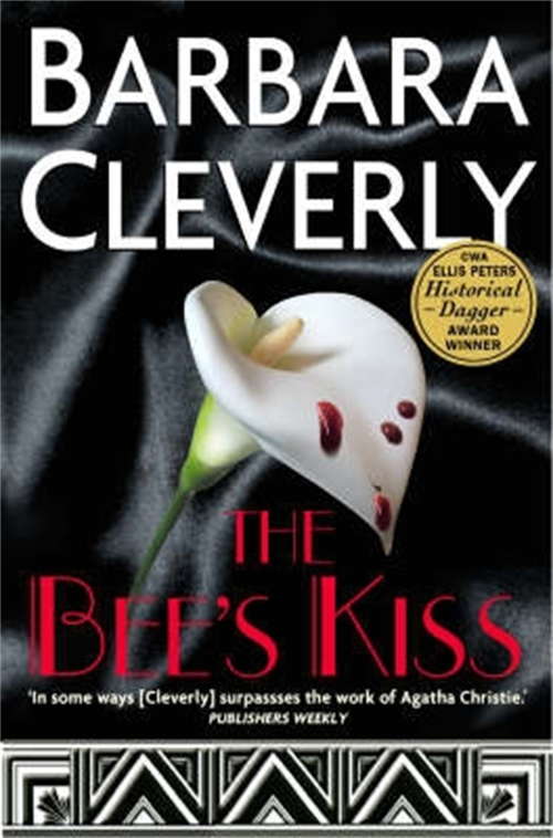 Book cover of The Bee's Kiss (Joe Sandilands #5)