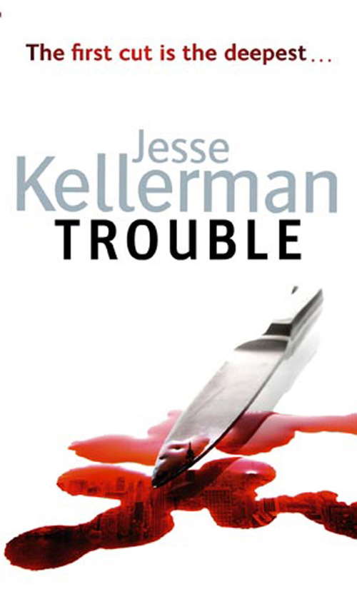 Book cover of Trouble (Center Point Platinum Fiction (large Print) Ser.)