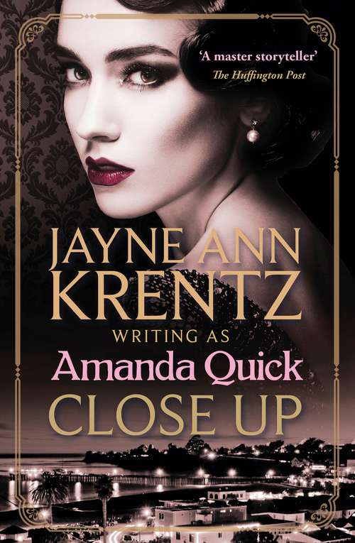 Book cover of Close Up